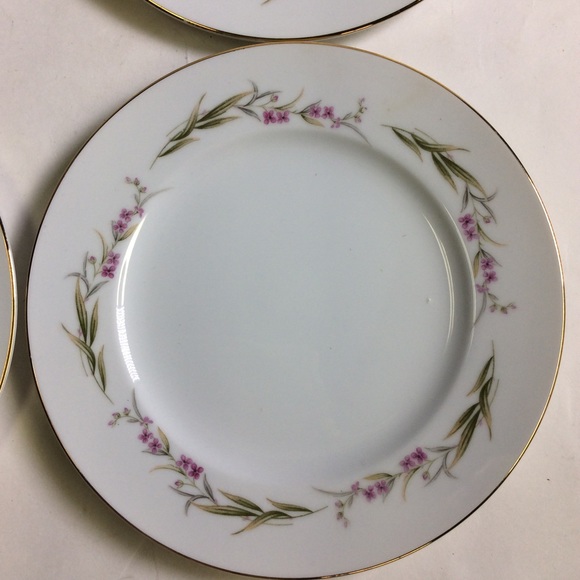 Prestige by fine China Japan Set 4 Salad Plates - Picture 3 of 9